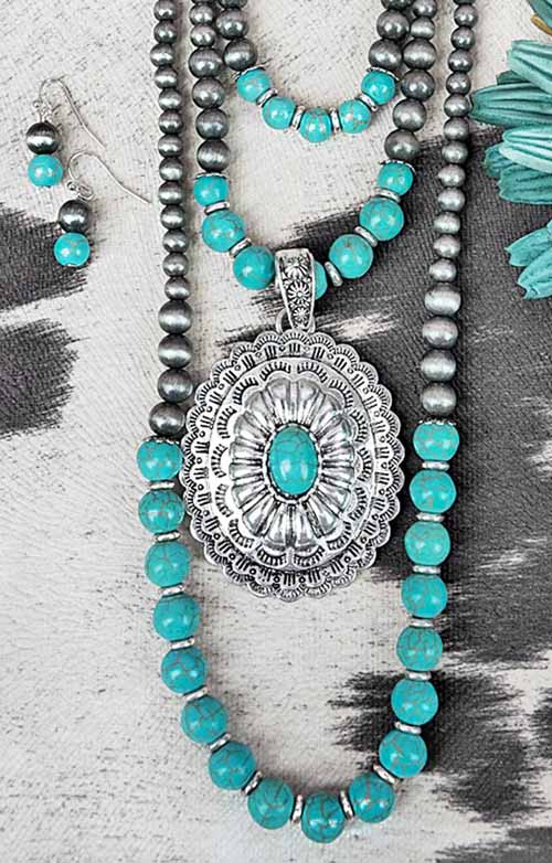 Concho Necklace Set