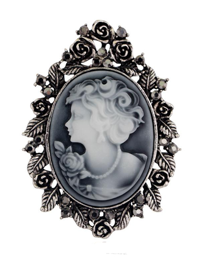 Romantic Cameo Pendant -Antique Silver