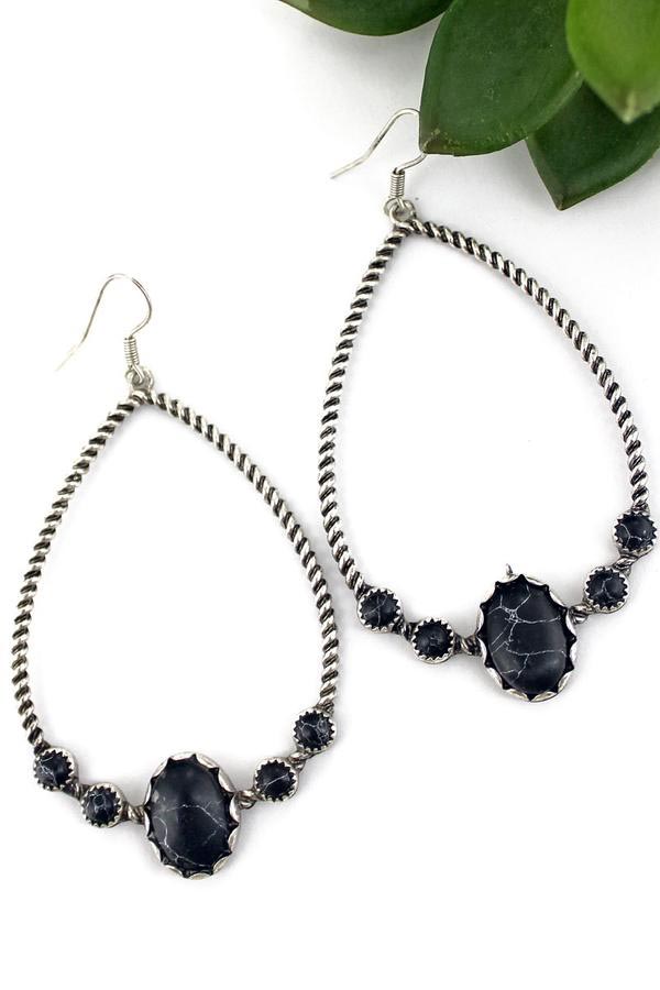 Amoret Teardrop Earrings