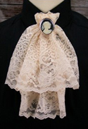 [Frontier Classics Lace Jabot]