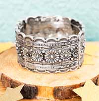 [***Limited Edition*** Ridge Concho Stretch Bracelet]